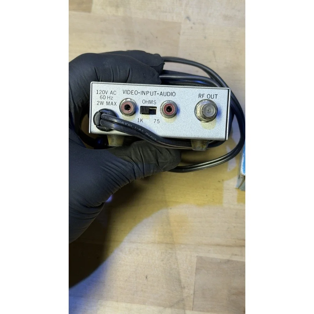 Archer Video/Computer RF Modulator Cat No 15-1273A w Box‎ Channel 3/4